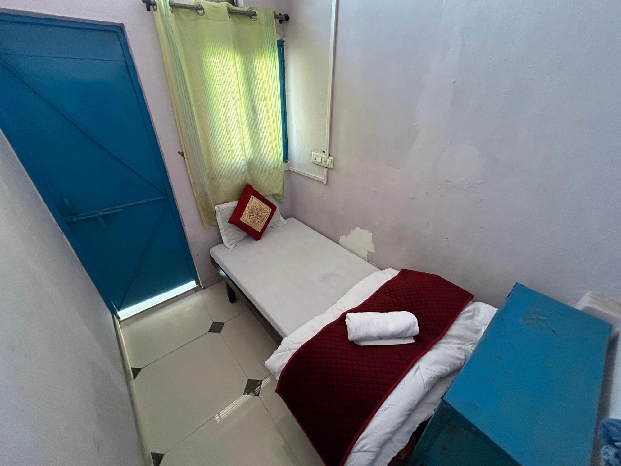 Ashish Guest House, Goverdhan Vilas Udaipur Exterior photo